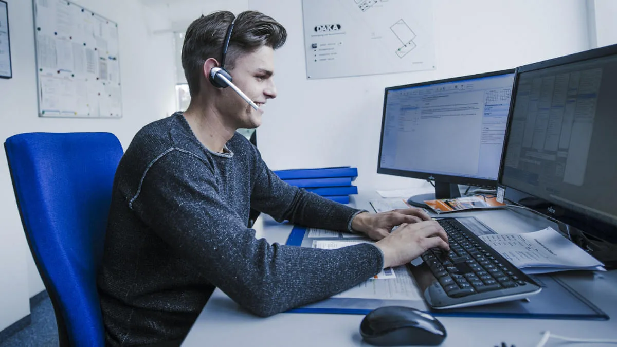 SACHBEARBEITER LABOR  (m/w/d) 